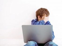 Prévenir l’exposition précoce à la pornographie selon la Torah