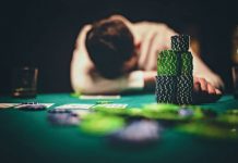 Poker, fraternité virtuelle et solitude intérieure poker