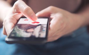 Infidélité émotionnelle numérique