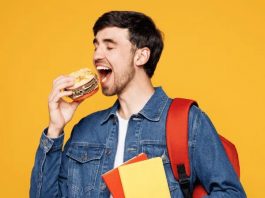 Manger de manière compulsive quand je suis stressé par mes études manger compulsivement en étudiant